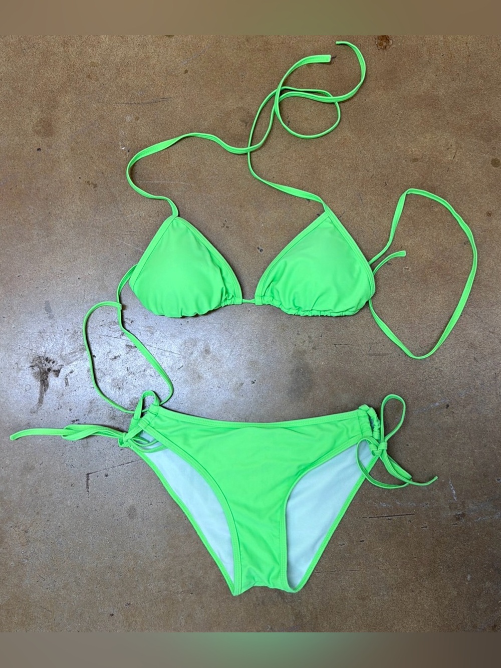 Two Piece Padded Top Tie Bottom Swim Triangle Bikini Neon Green Women’s Small